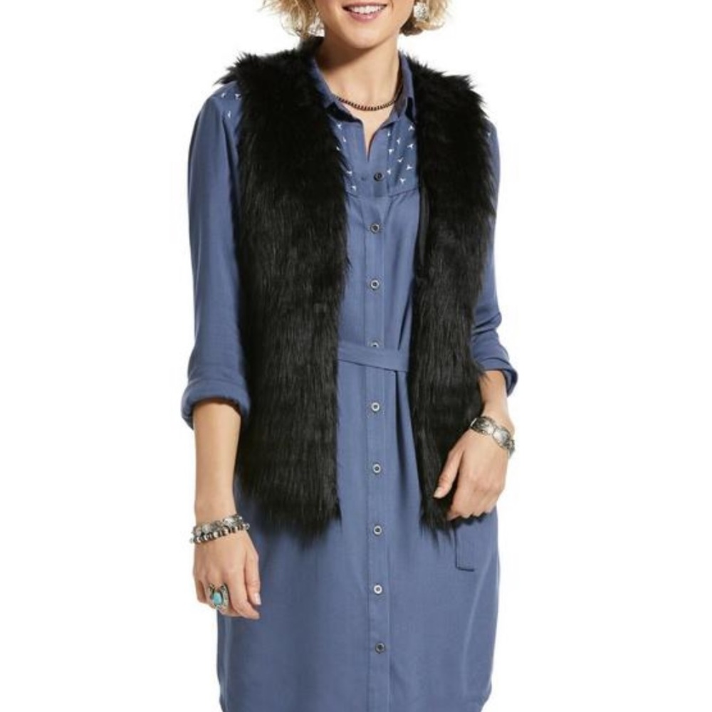 Ariat - Dazed Black Faux Fur Vest (40)
